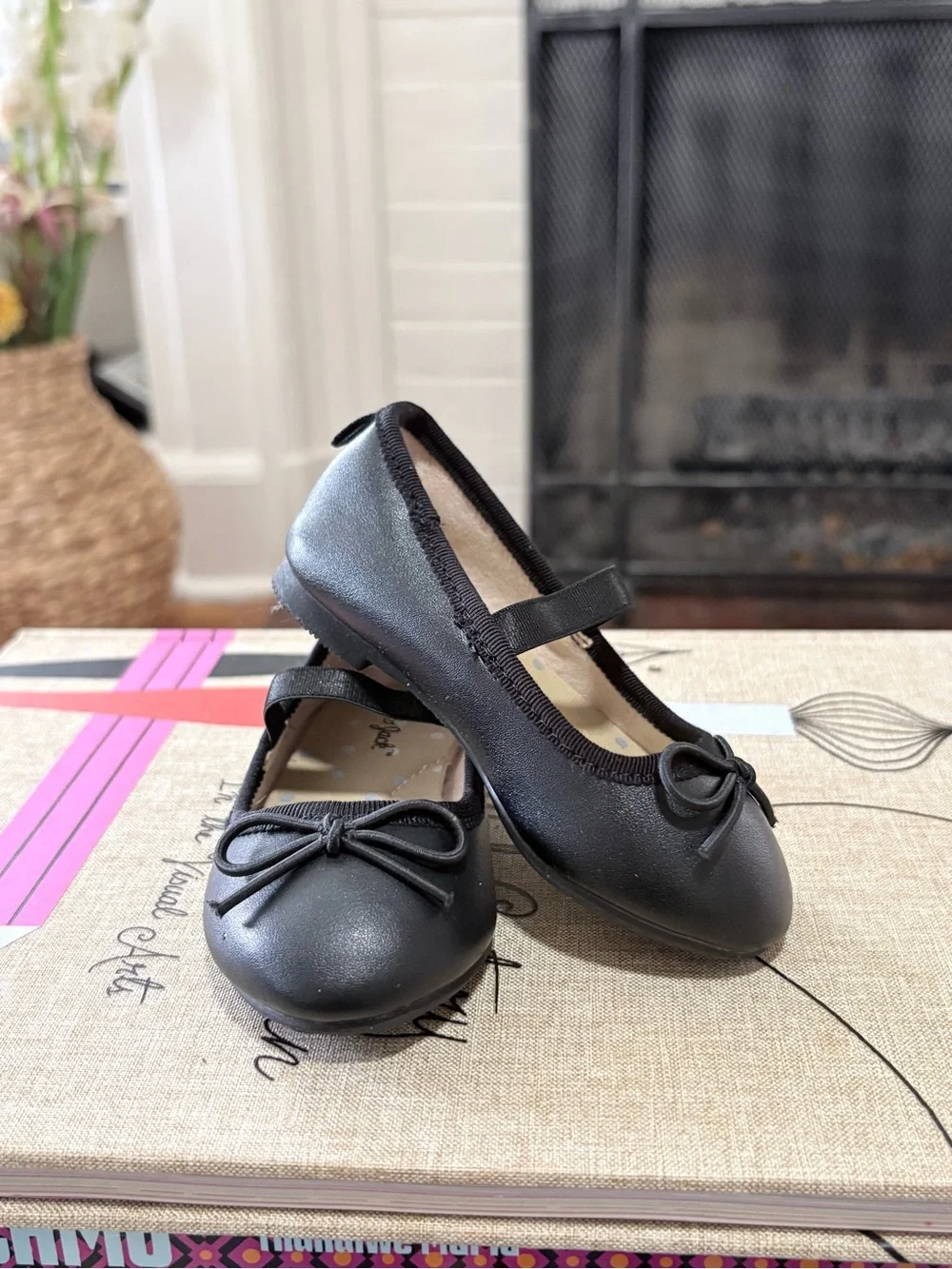 Cat & Jack Black Girls Mary Jane Ballet Flats with Bow Accent
